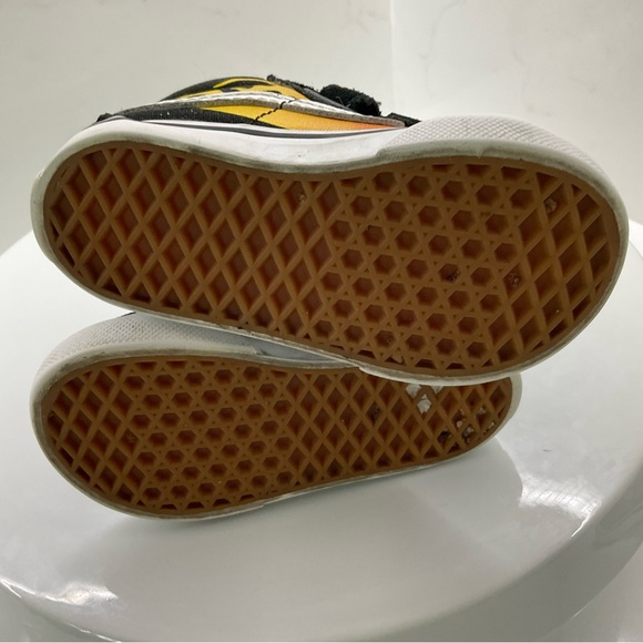 Vans and Croc Toddler shoe lot of three size 4 & 6 - Picture 6 of 13